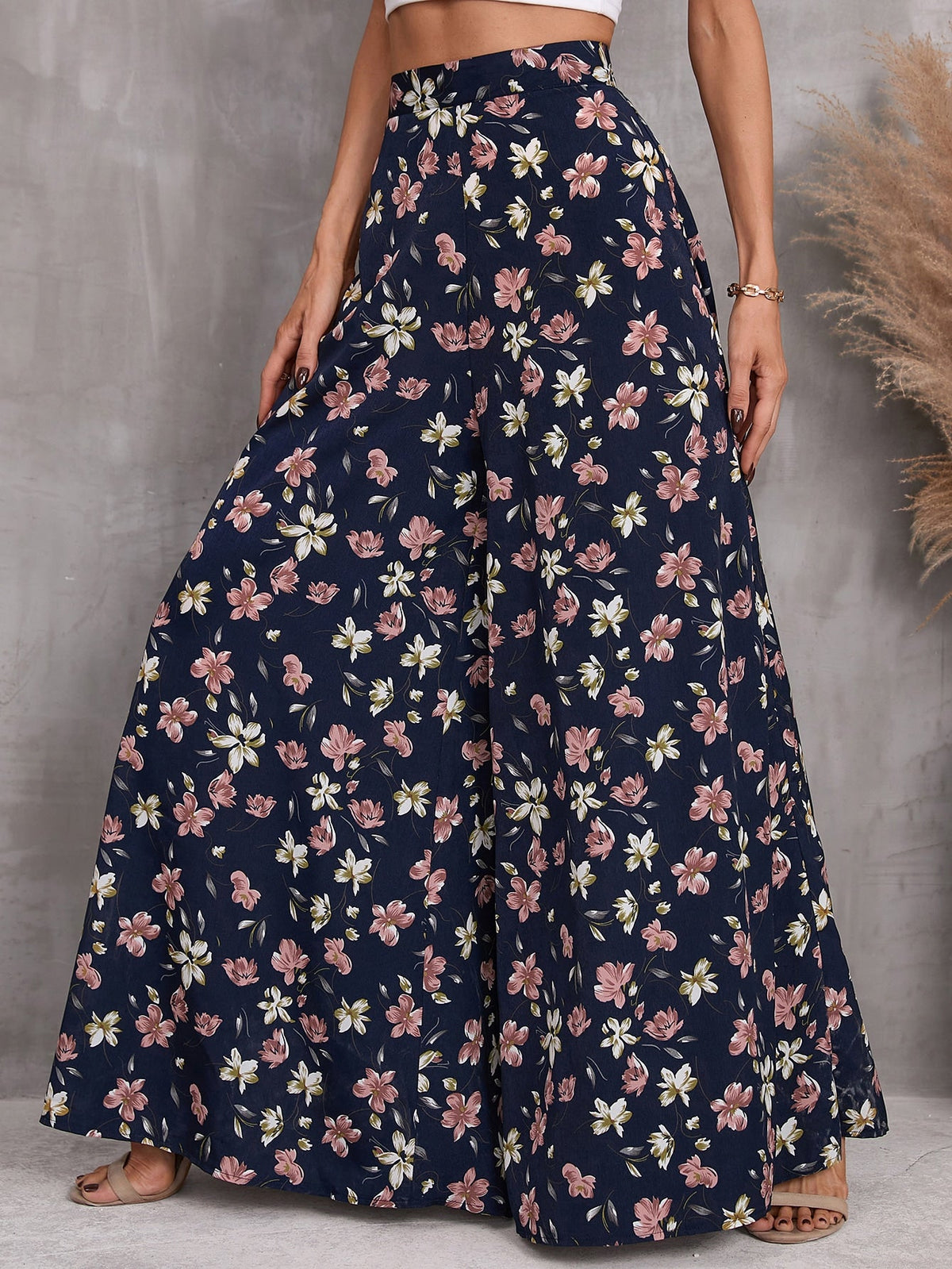 Pantaloni a gamba larga vita alta con stampa floreale