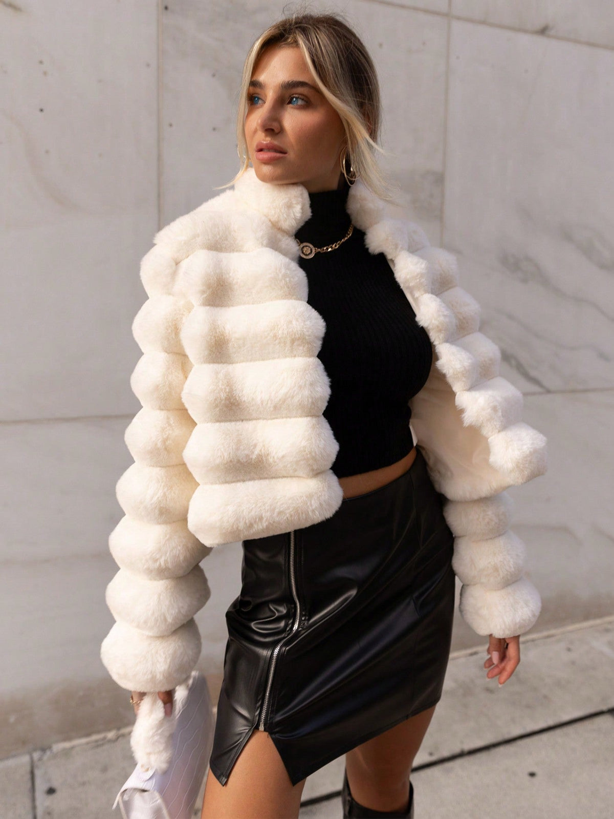 Cappotto monocolore aperto davanti morbido