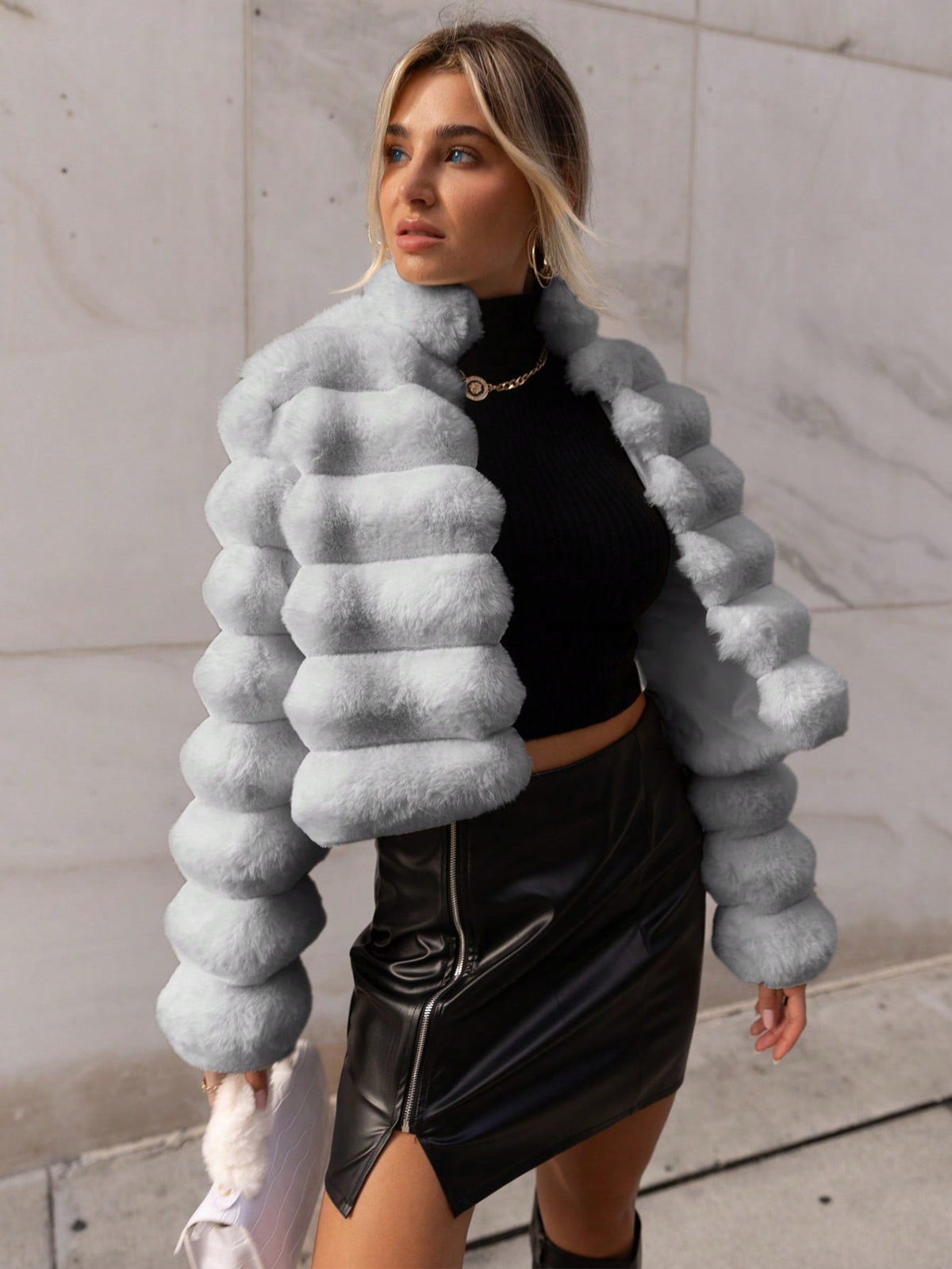 Cappotto monocolore aperto davanti morbido