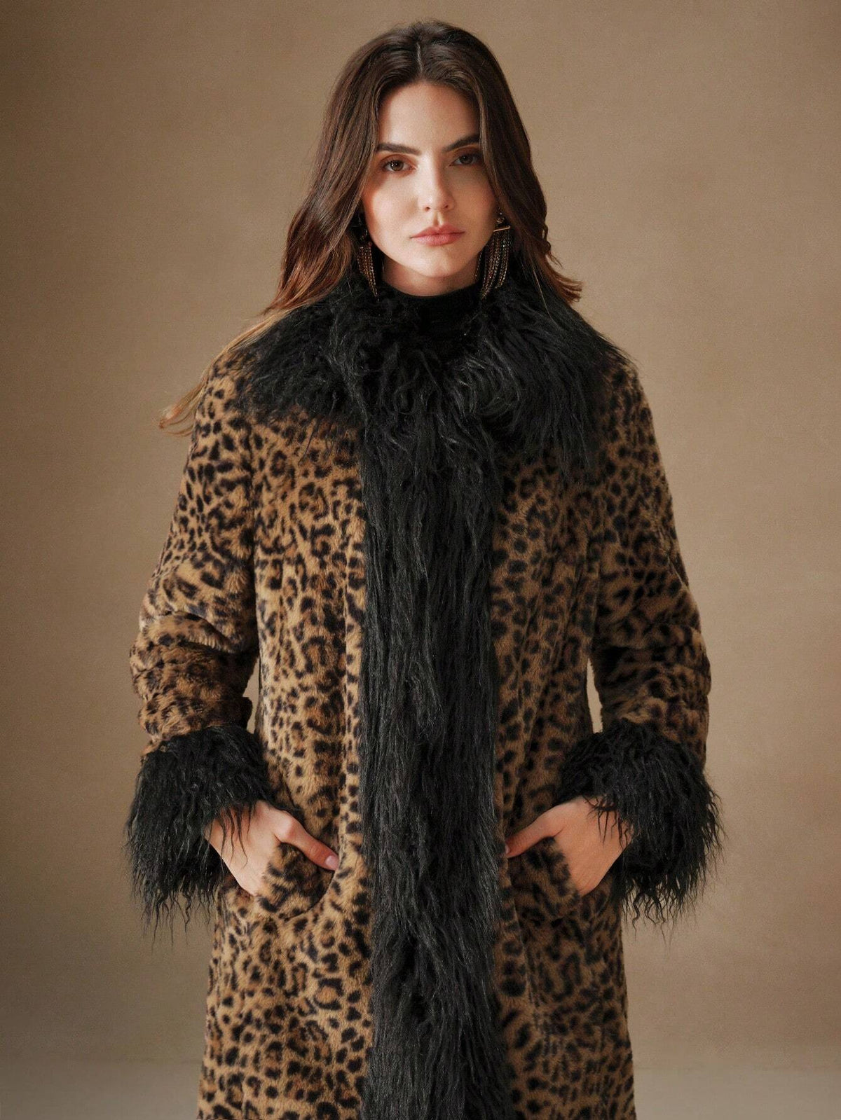 Cappotto in finta pelliccia con finiture in stampa leopardata fluffy midi a-line in vita, classico e versatile per le donne