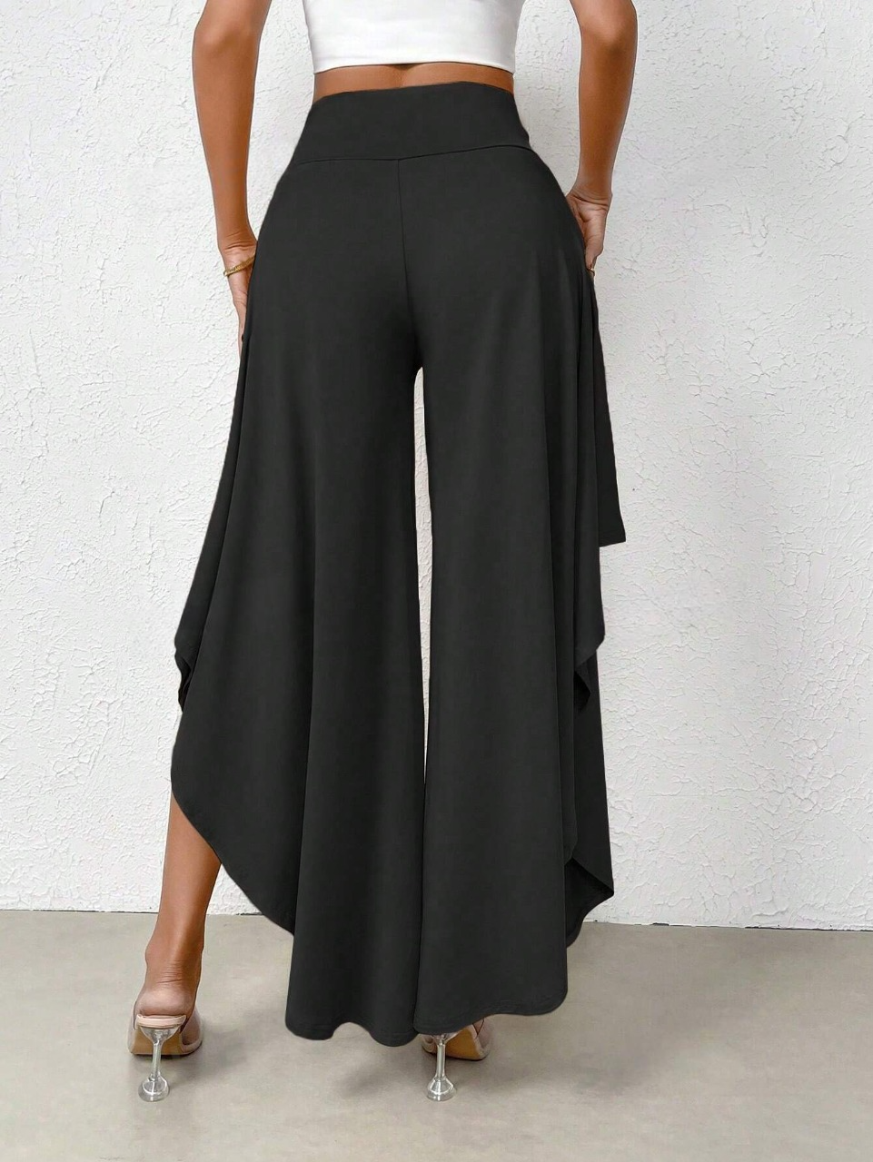 Pantaloni a gamba larga vita alta orlo asimmetrico