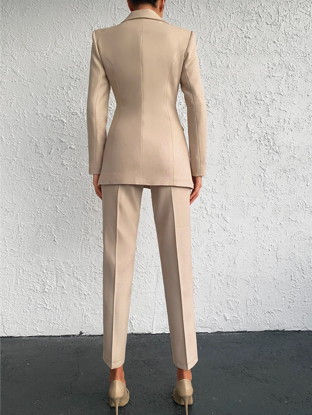 Completo Giacca Doppiopetto E Pantaloni Monocolore