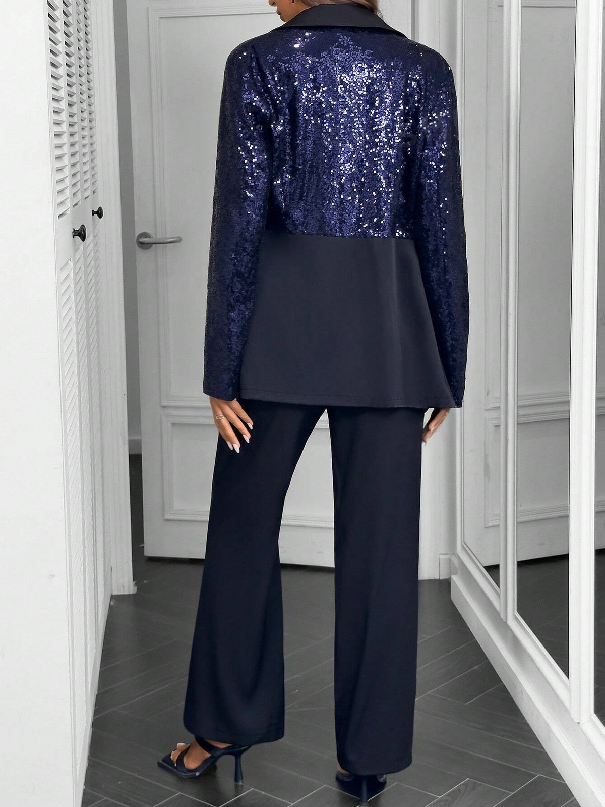 Completo Giacca e Pantaloni Tailleur in Tessuto Patchwork con Paillettes