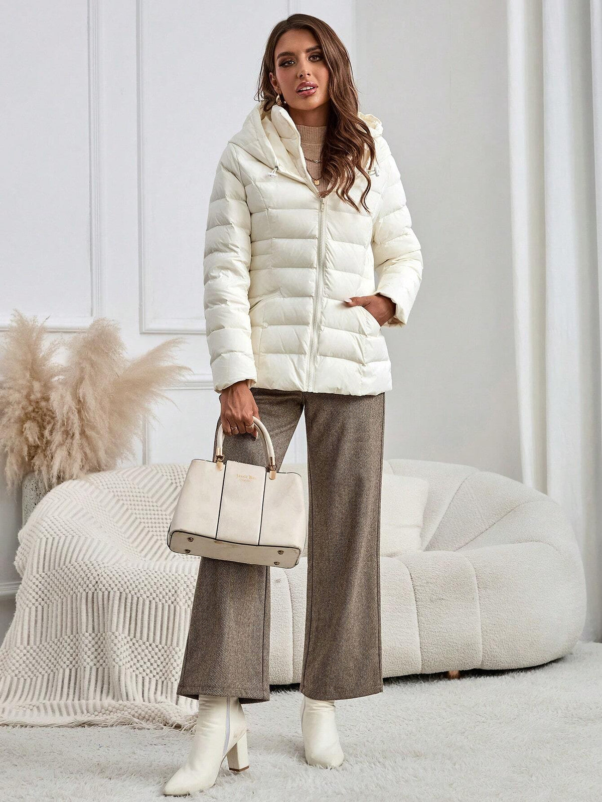Giacca imbottita con cappuccio donna, chiusura lampo, manica lunga, tinta unita, invernale