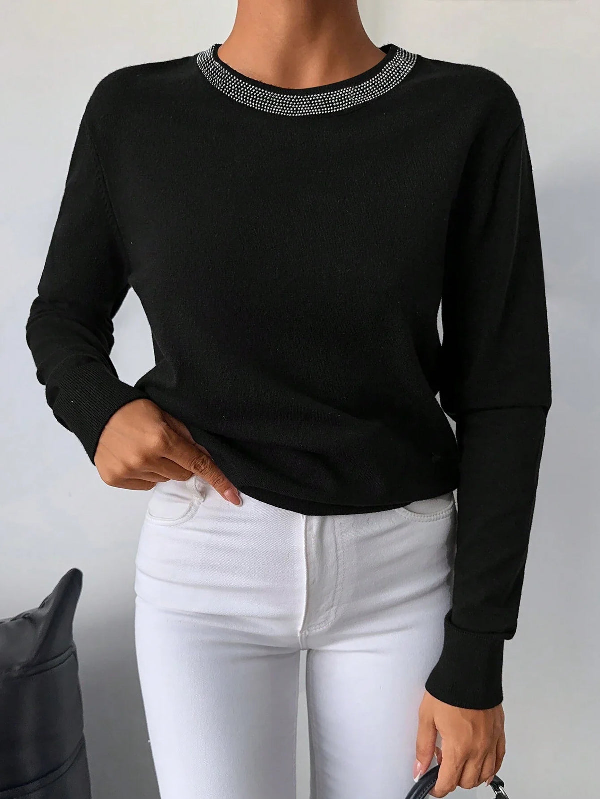 Maglione Nero Pesante Con Collo Tondo Per Donna, Con Fiocco Di Strass Termoadesivi Lavorato A Maglia E Maniche Lunghe