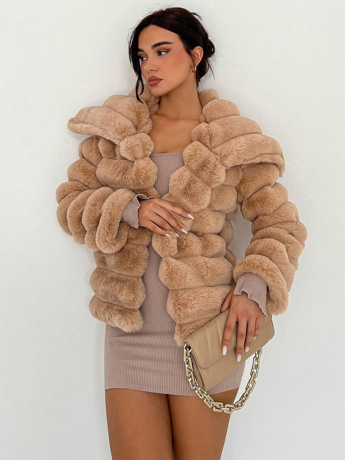 Cappotto monocolore aperto davanti morbido