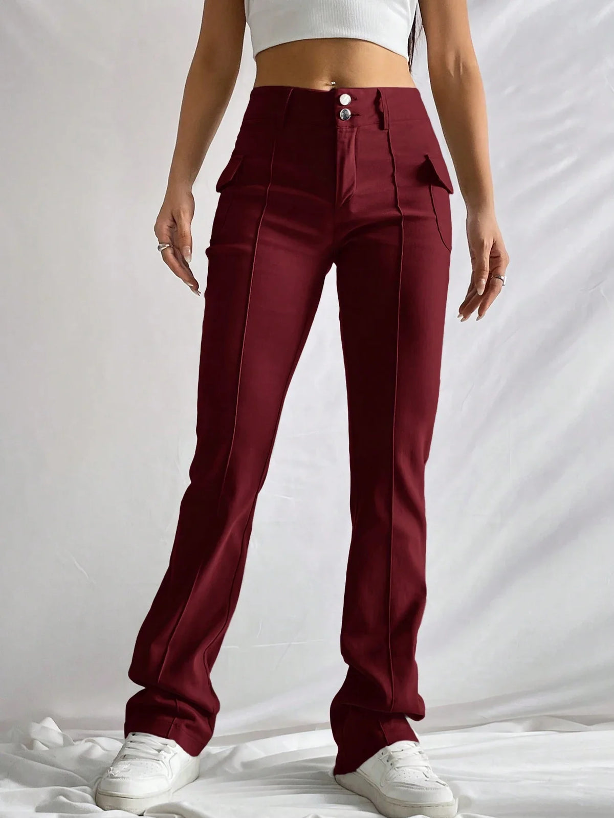Pantaloni Grigi Con Dettaglio Aletta Retrò E Dettaglio Cucitura