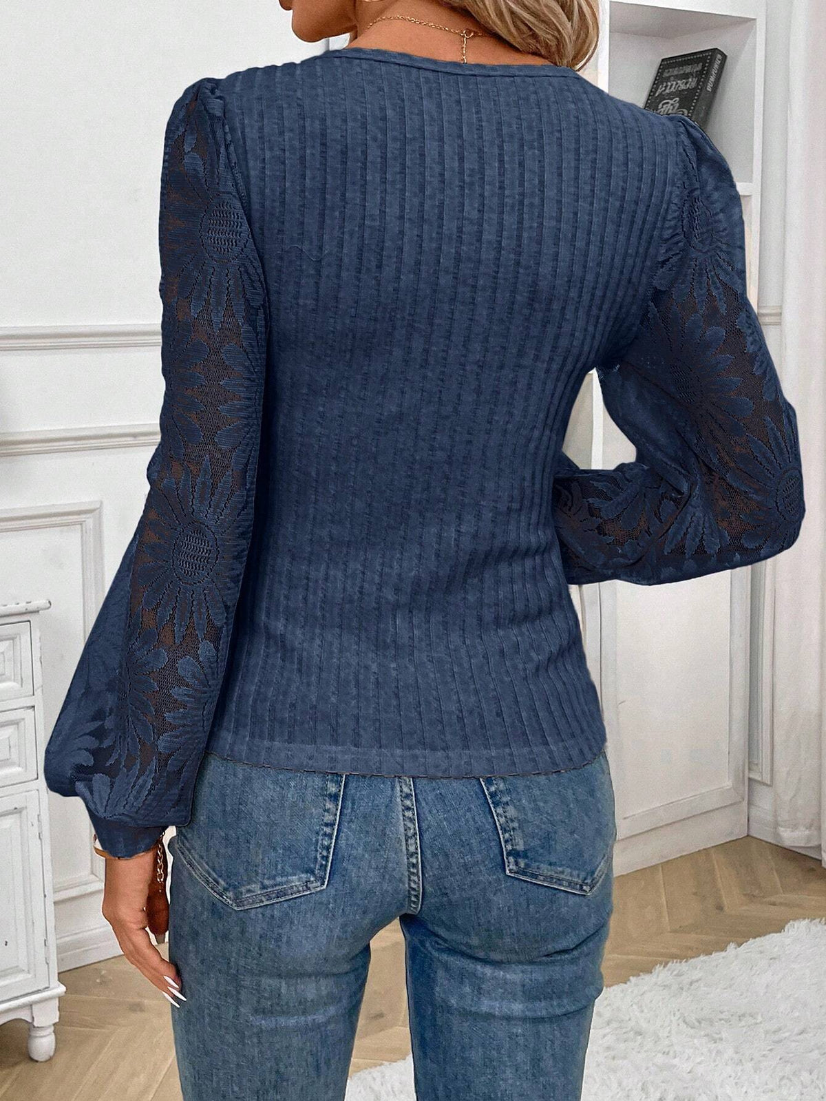 Maglia A Maniche Lunghe E Pizzo, Con Scollo A Cuore Per Donne