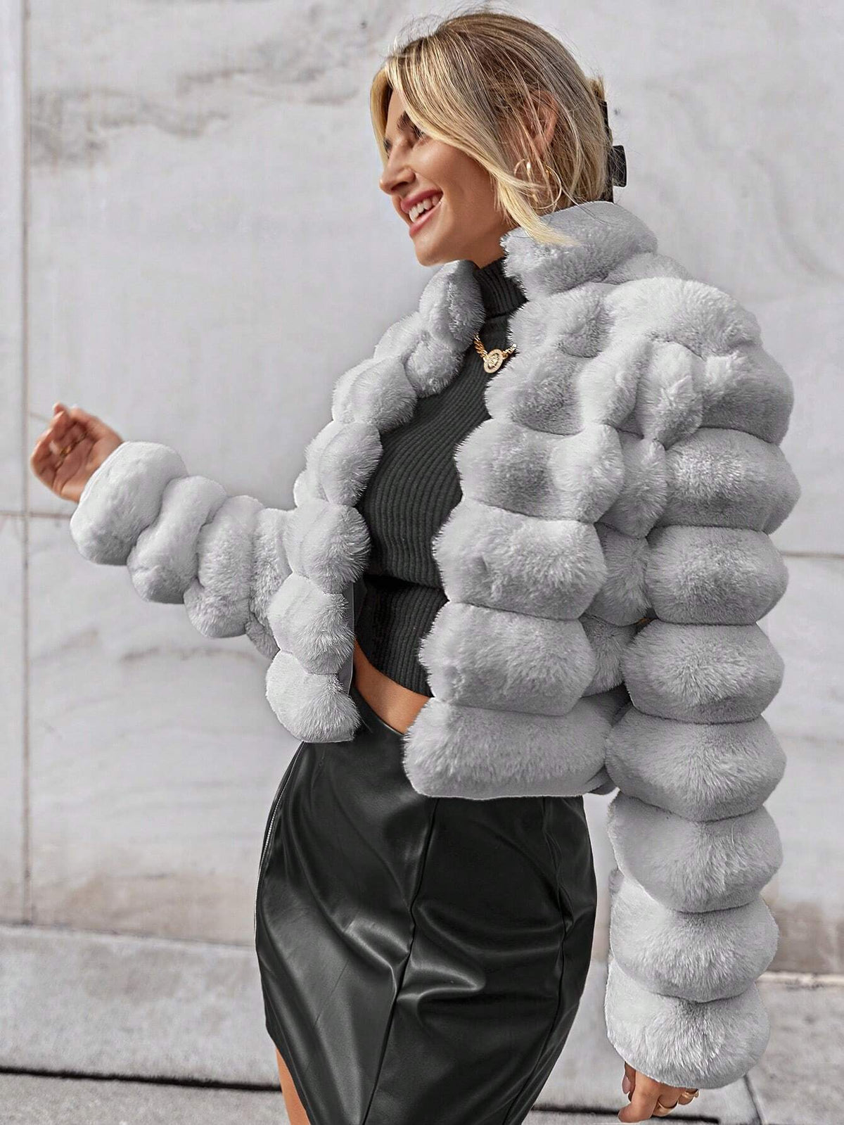 Cappotto monocolore aperto davanti morbido